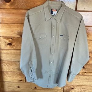 Wrangler Pearl snap long sleeve shirt